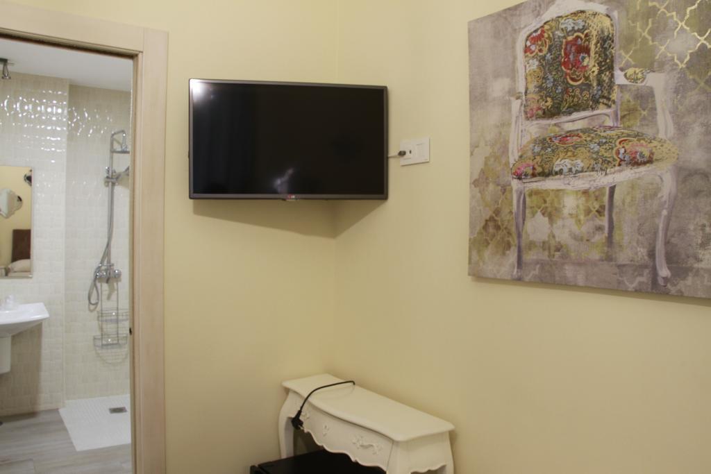 Hostal Flor De Lis- Lojo Hotel Conil De La Frontera Buitenkant foto
